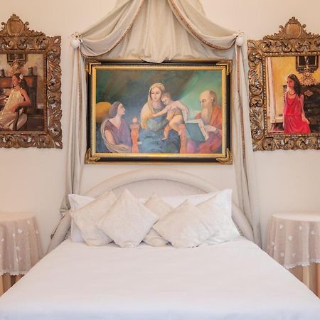 Appartement Iflat Spanish Steps Luxury And Historical Apt à Rome Extérieur photo