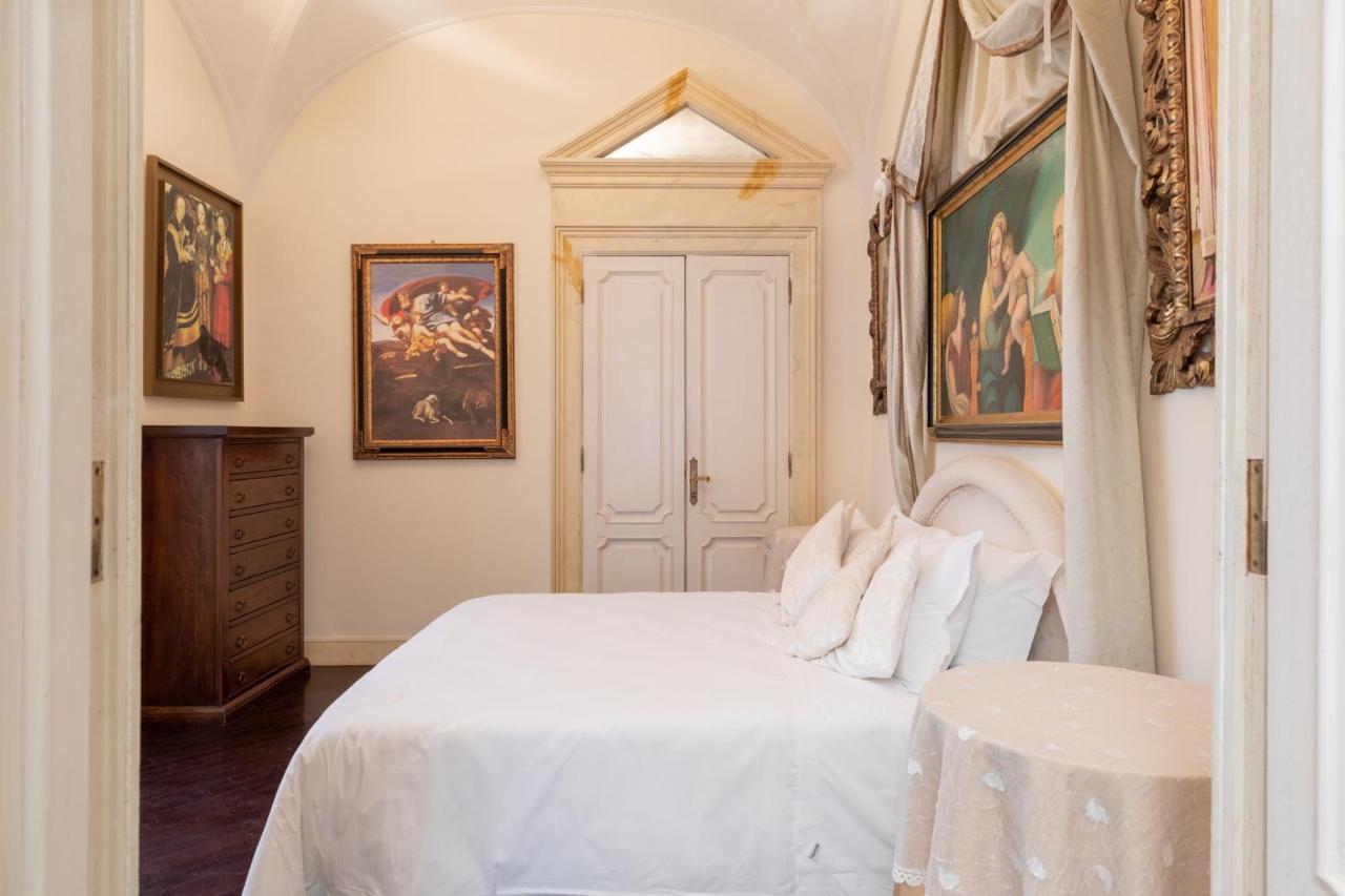 Appartement Iflat Spanish Steps Luxury And Historical Apt à Rome Extérieur photo