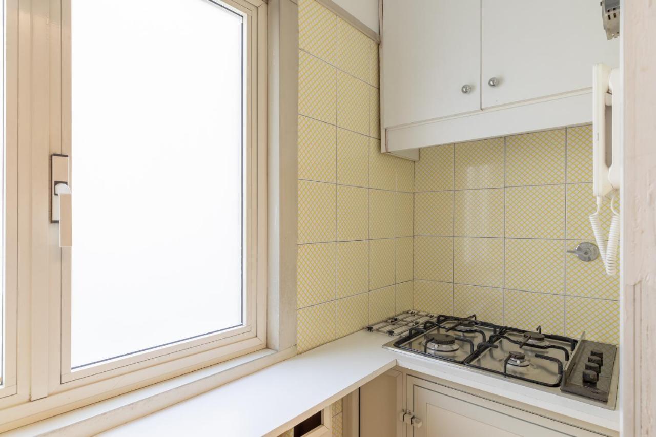 Appartement Iflat Spanish Steps Luxury And Historical Apt à Rome Extérieur photo