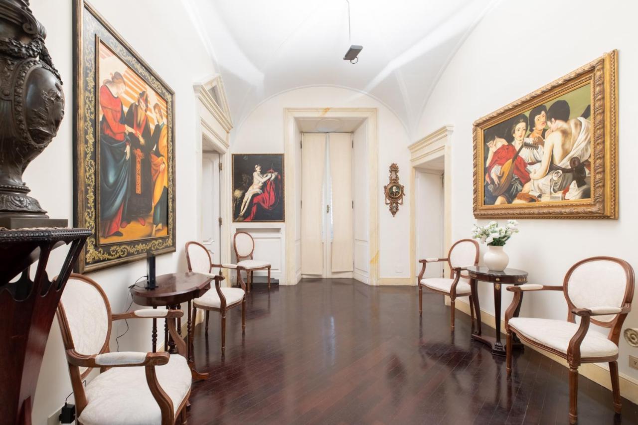 Appartement Iflat Spanish Steps Luxury And Historical Apt à Rome Extérieur photo