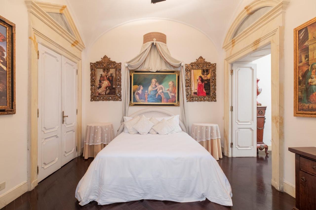 Appartement Iflat Spanish Steps Luxury And Historical Apt à Rome Extérieur photo